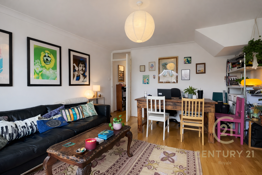 Property photo 3 of 12