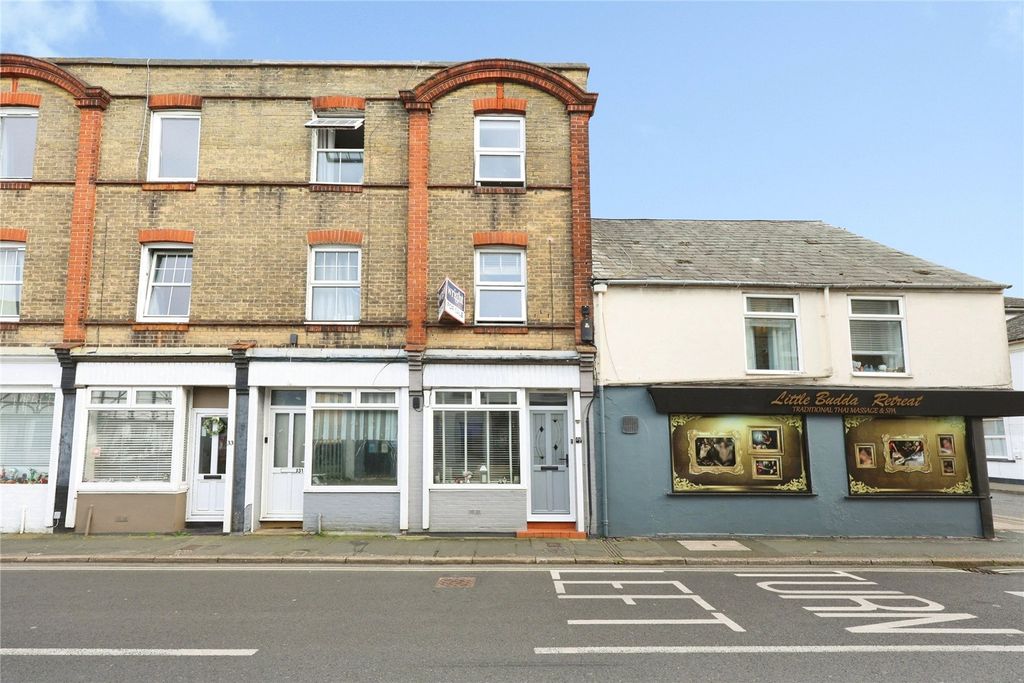 Property photo 1 of 13 Front