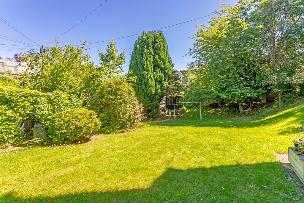 Additional image 24 of 4 bed flat for sale15/2 Cluny Avenue, Morningside, Edinburgh EH10