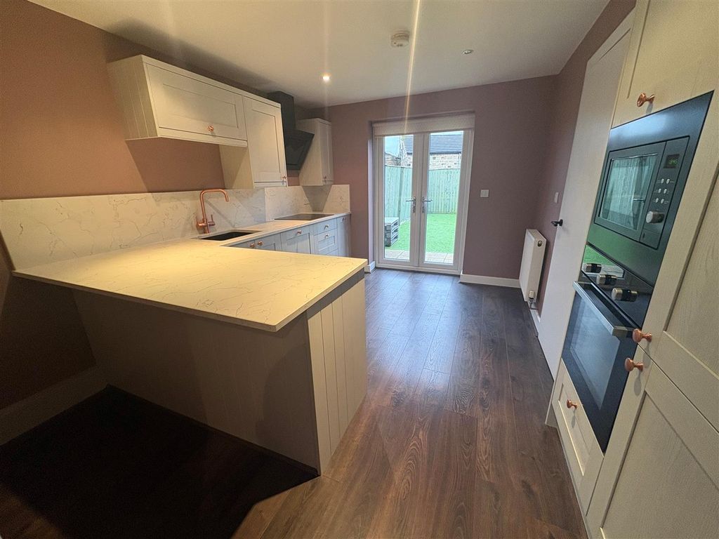 Property photo 2 of 17 15.Jpg