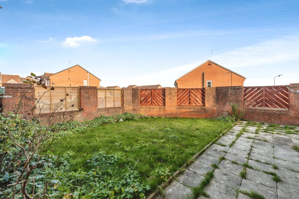 Property photo 2 of 20