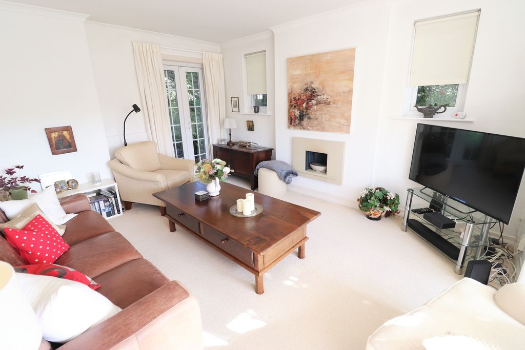 Property photo 3 of 17 Photo 17