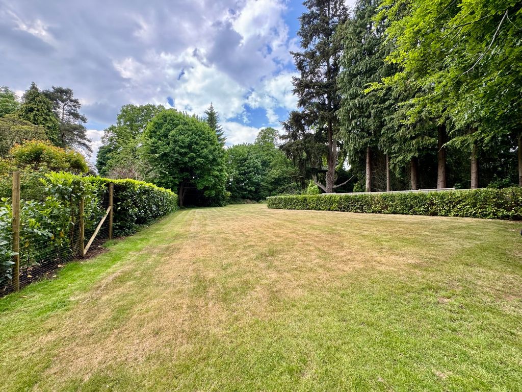 Property photo 3 of 45 Picture No. 60