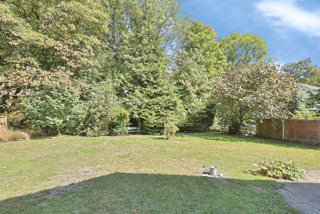 Property photo 3 of 18