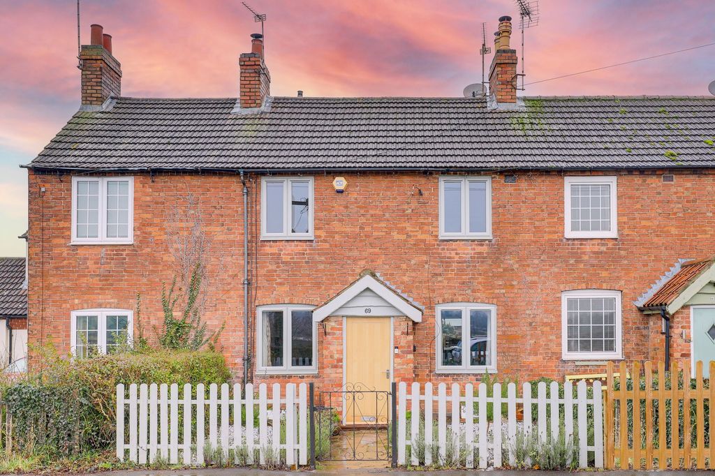 Property photo 1 of 26