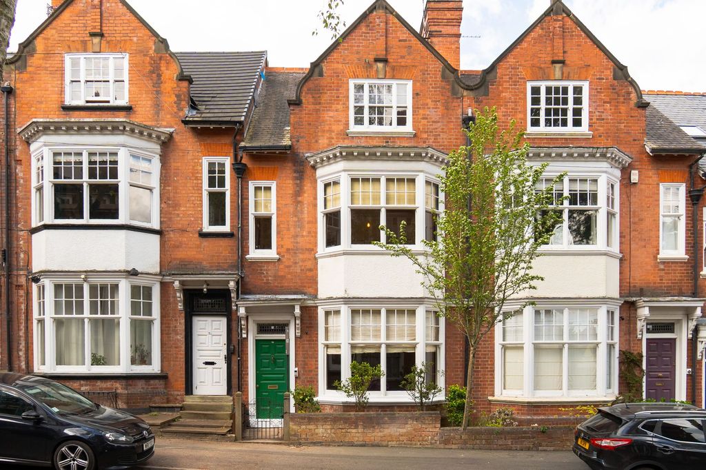 Property photo 2 of 57