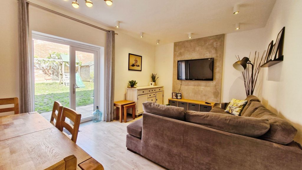 Property photo 3 of 22 F33E05Ed-20260429_115841