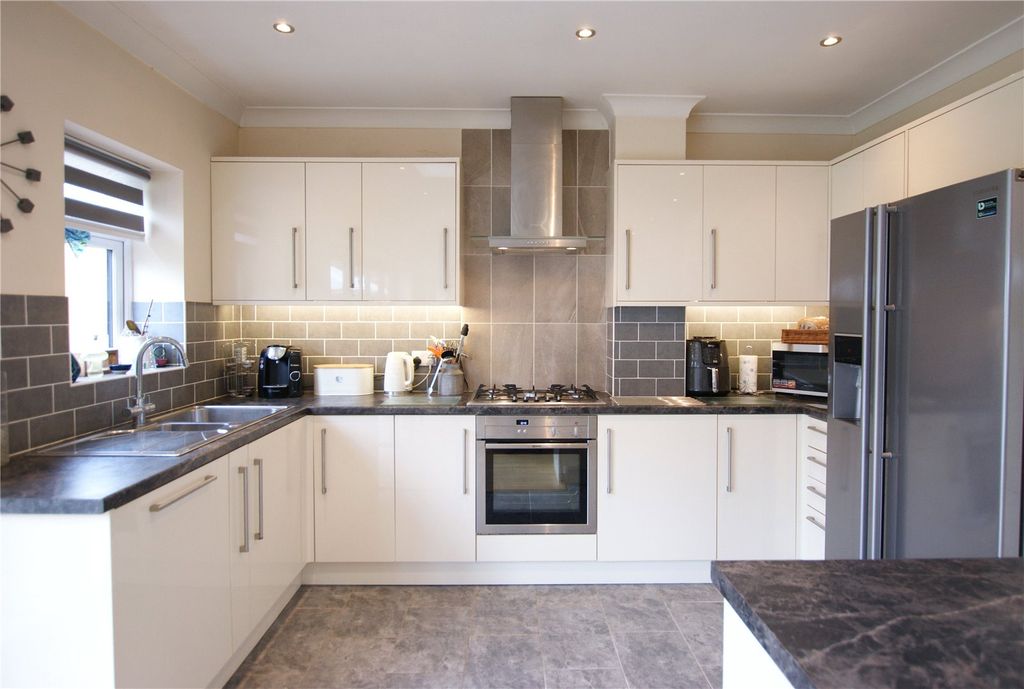 Property photo 3 of 15 Picture No. 03