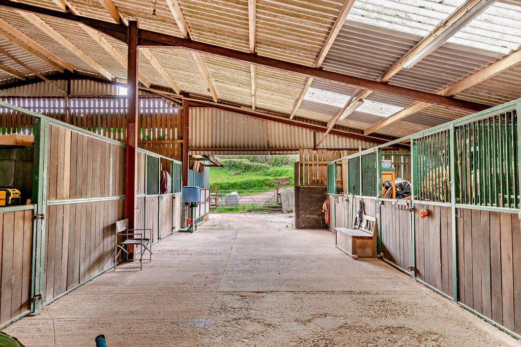 Property photo 3 of 22 Stable Block