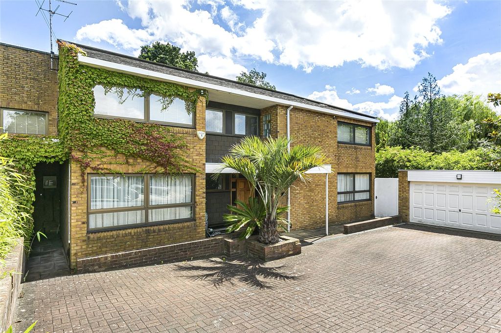 Property photo 2 of 26 Picture No. 43