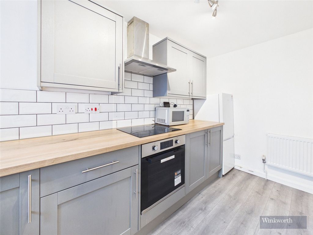 Property photo 3 of 8 Picture No. 22