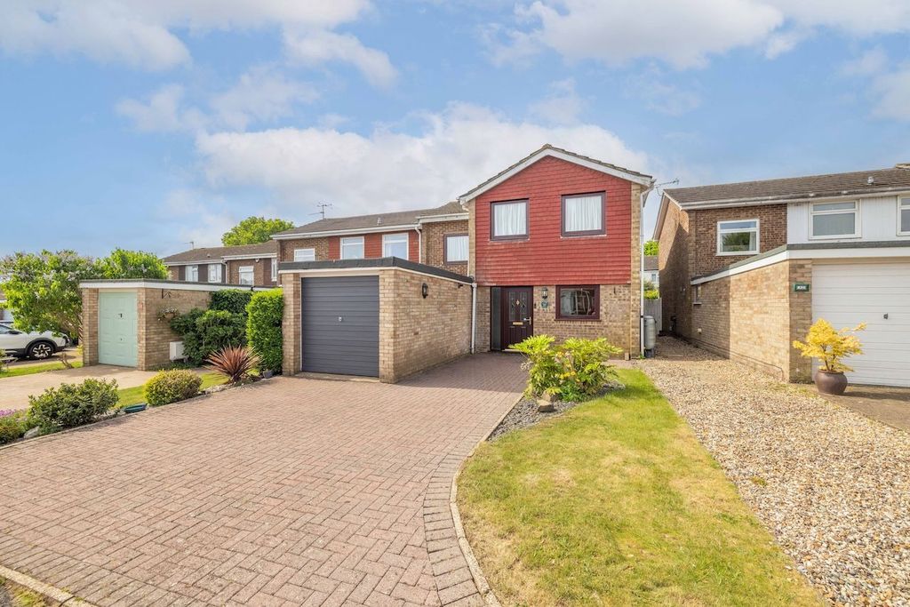 Property photo 1 of 21
