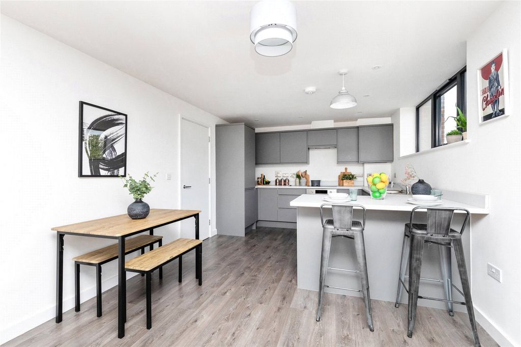 Property photo 3 of 8 Show Home Dining