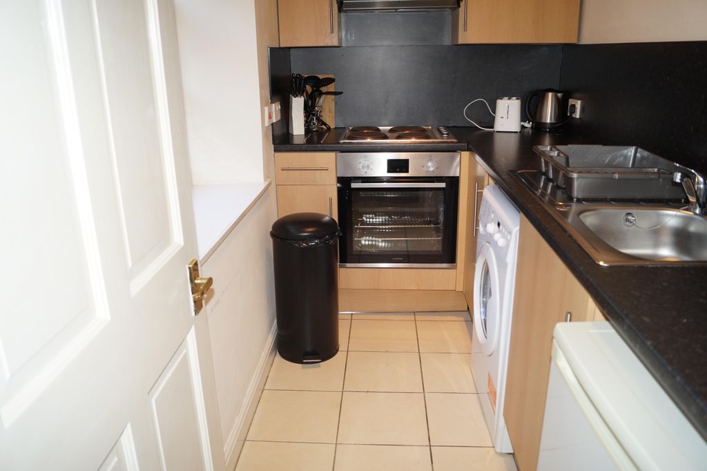 Property photo 2 of 5