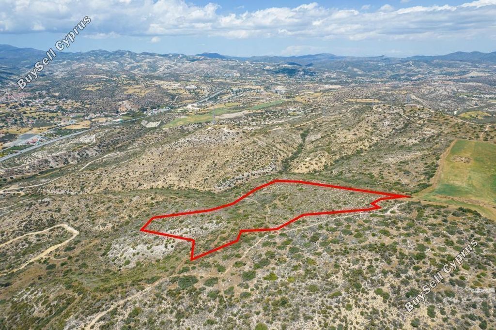 Property photo 2 of 3