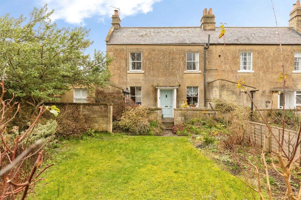 Property photo 1 of 20