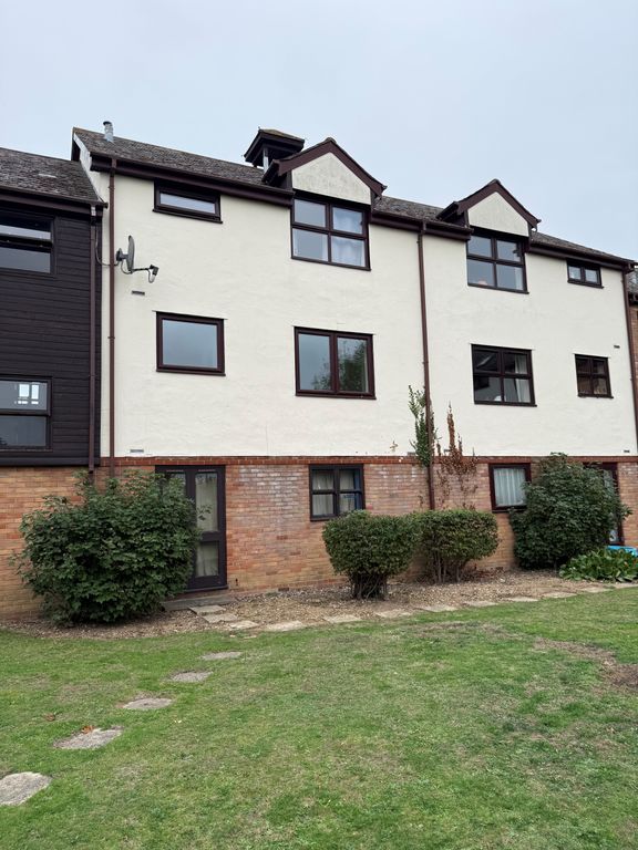 Property photo 1 of 8