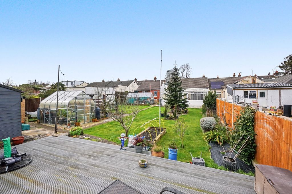 Property photo 1 of 38