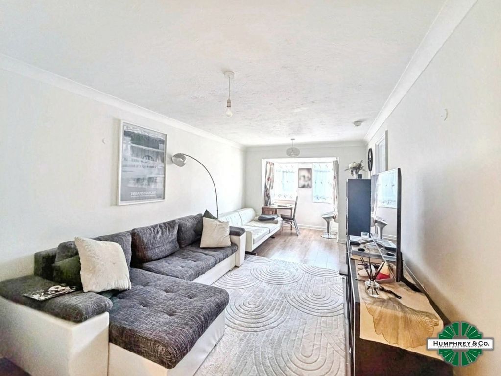 Property photo 1 of 9 Pbox-Img.Jpg
