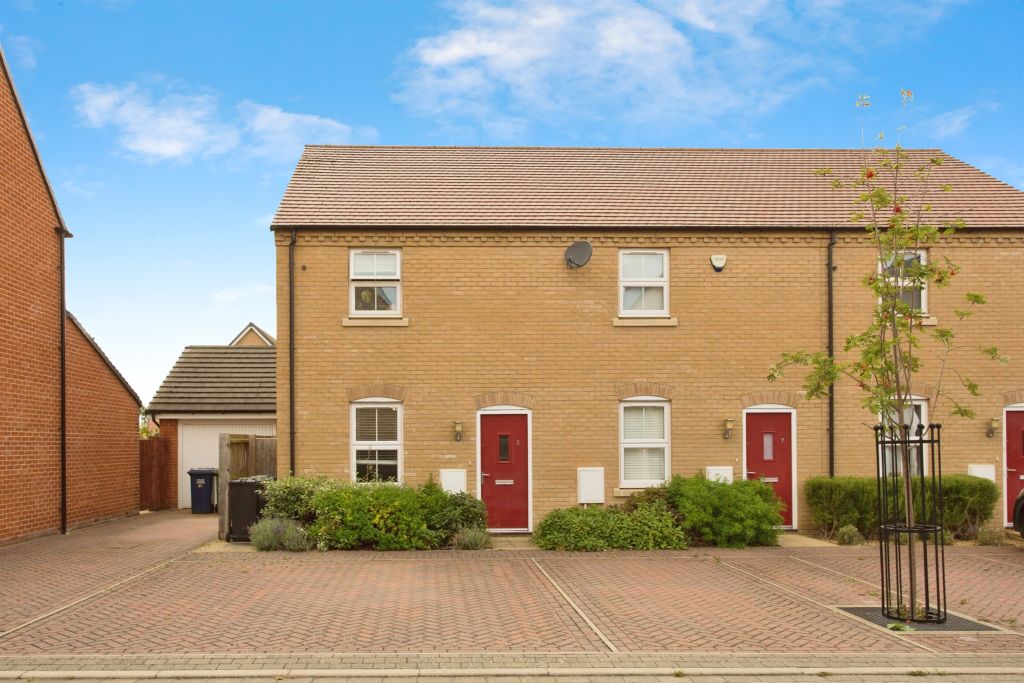 Property photo 2 of 17