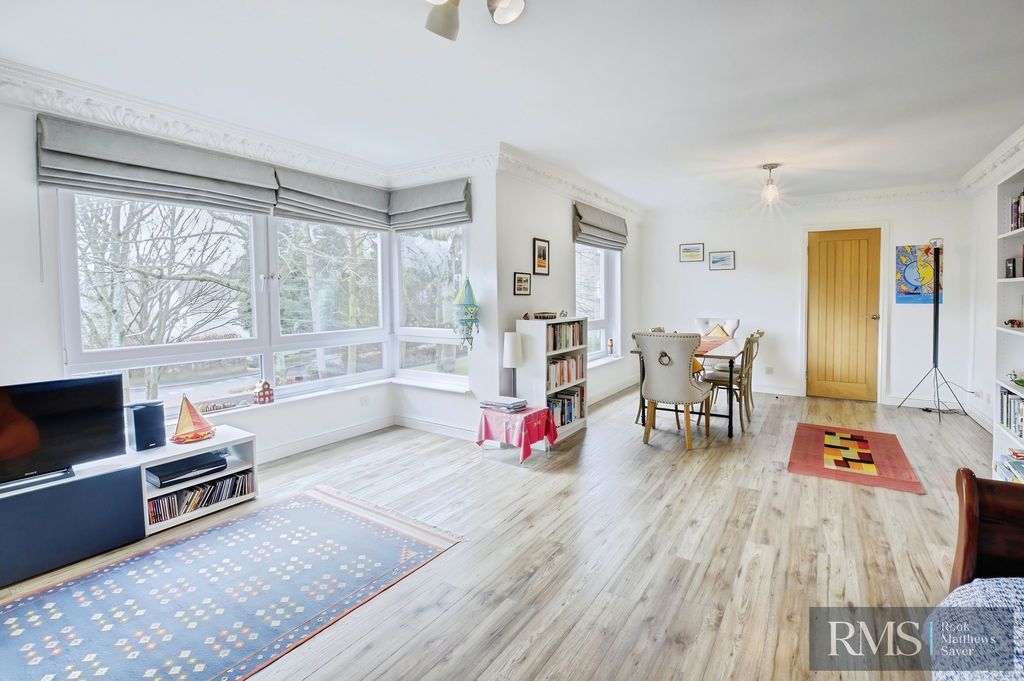 Property photo 3 of 13 Photo 13