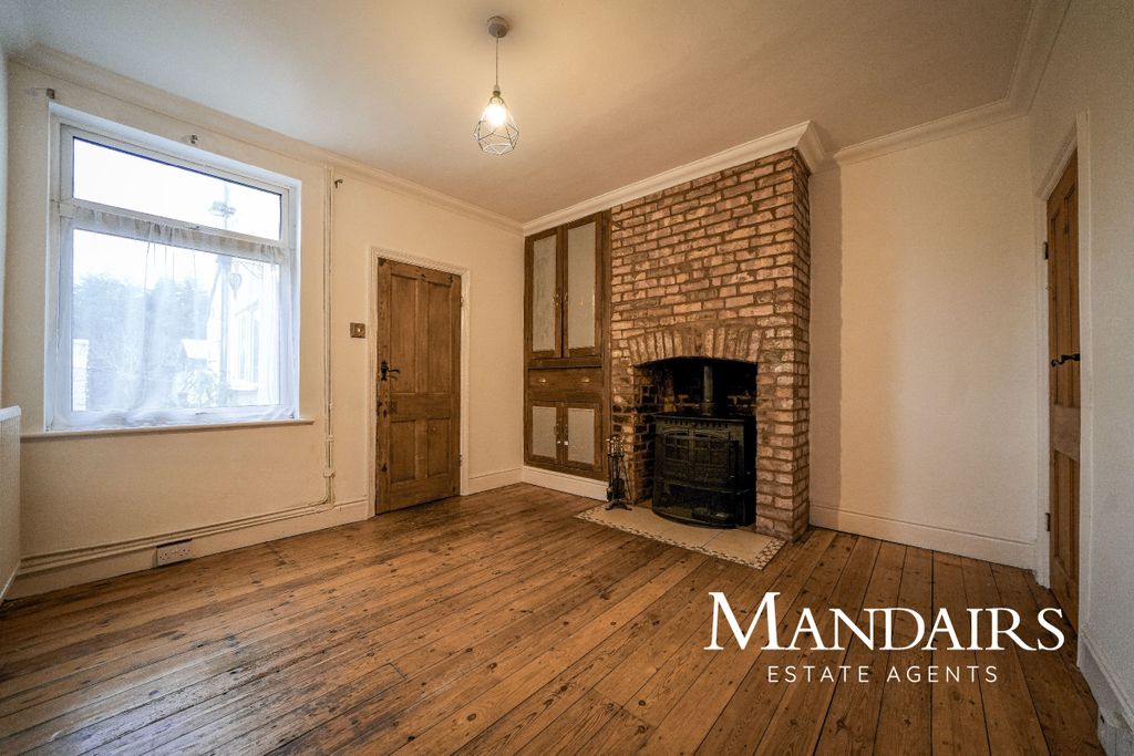 Property photo 3 of 15