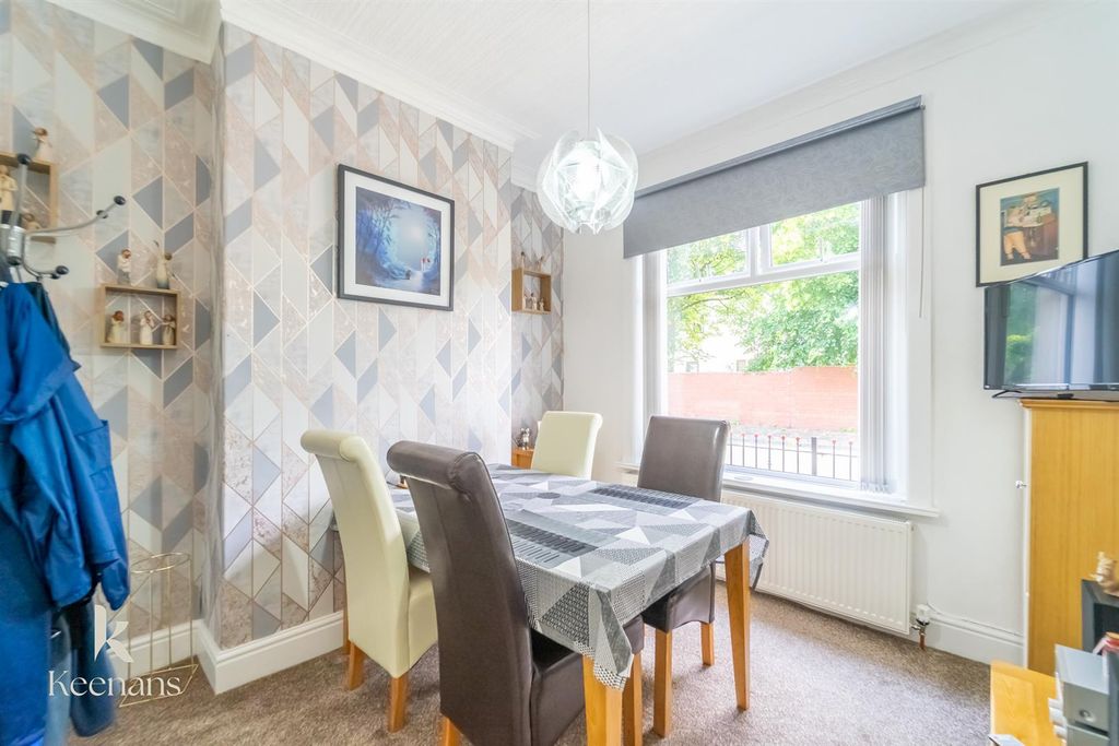 Property photo 3 of 26 Quaker Rise-1.Jpg