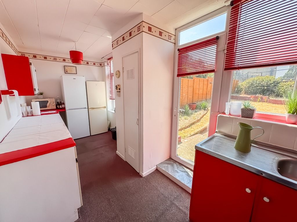 Property photo 3 of 14 5319365