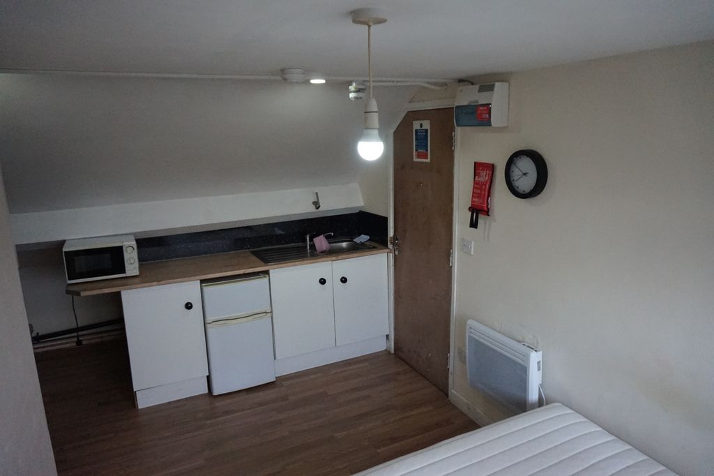 Property photo 3 of 3