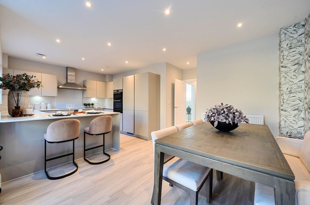 Property photo 2 of 24 1430938-27-69ba7d...