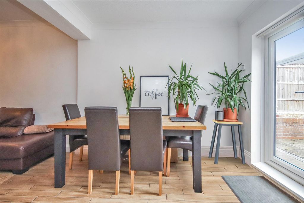 Property photo 2 of 26 Img_9349.Jpg