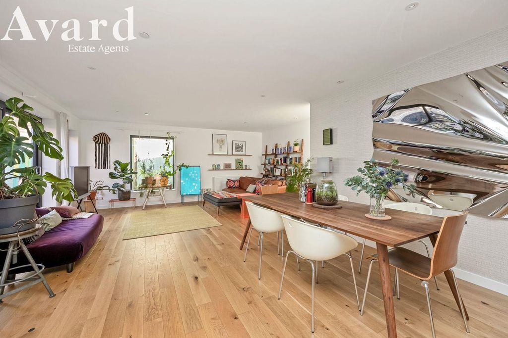 Property photo 3 of 24 12.Jpeg