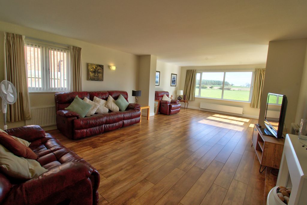 Property photo 2 of 31 Img_3289_90_91