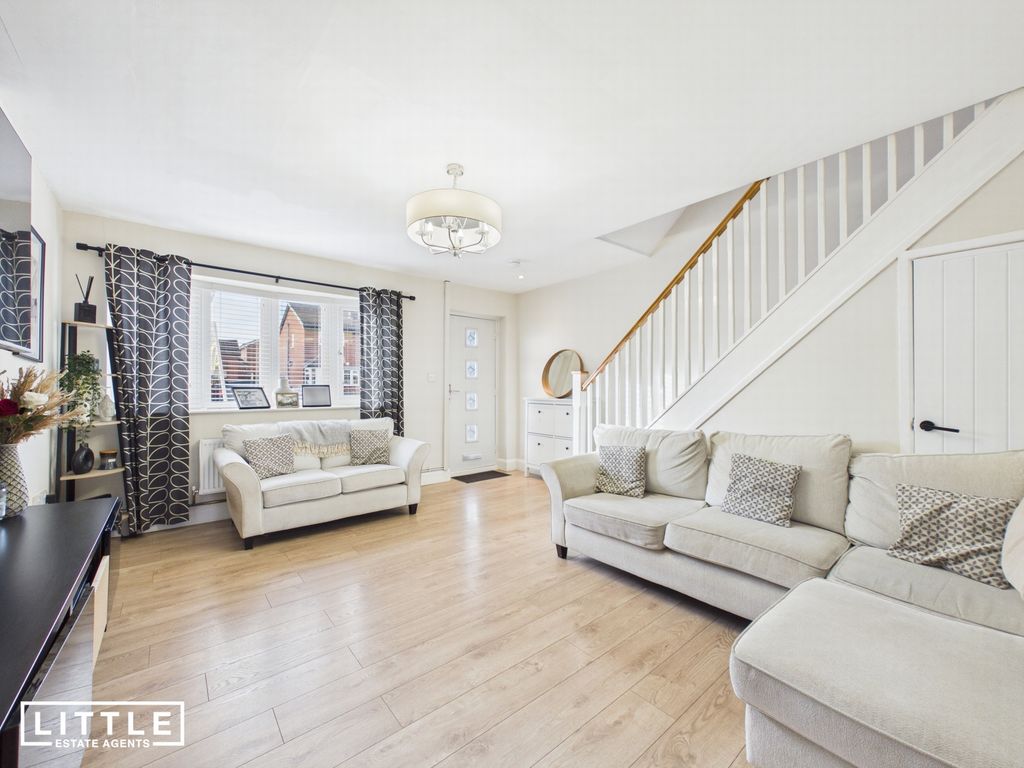 Property photo 3 of 21 Photo 3