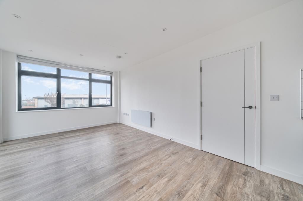 Property photo 1 of 12 Internal View