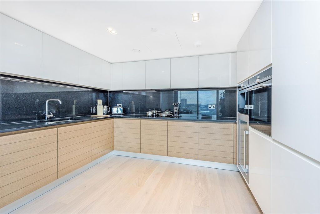 Property photo 2 of 16 Kitchen.Jpg
