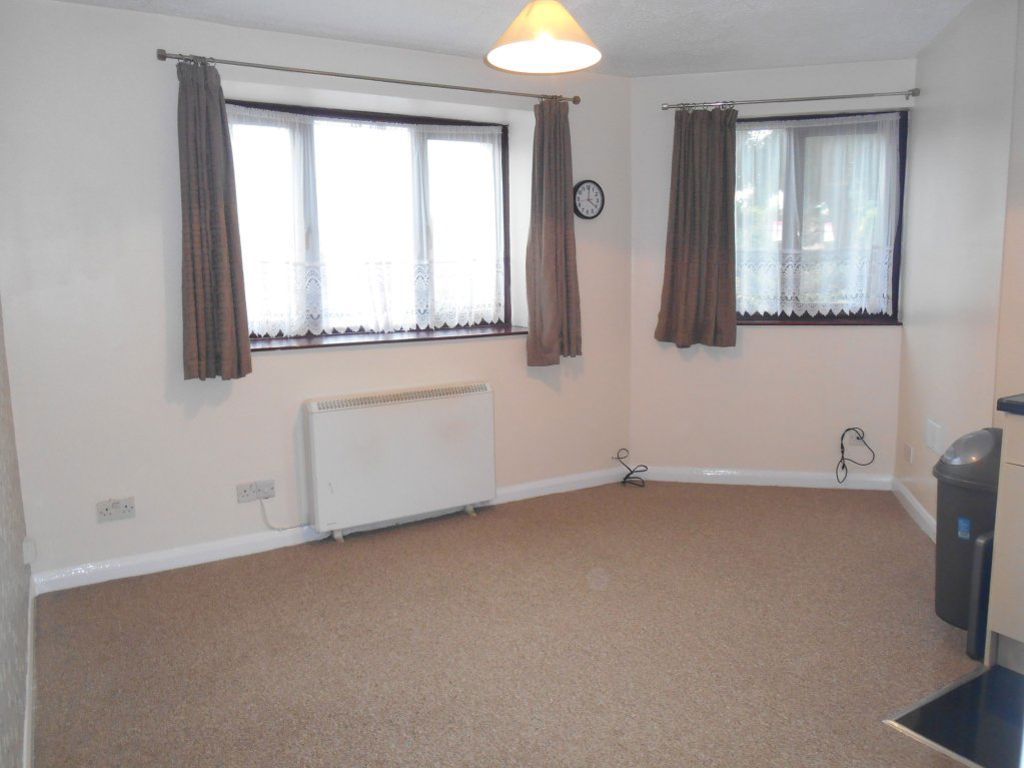Property photo 3 of 7