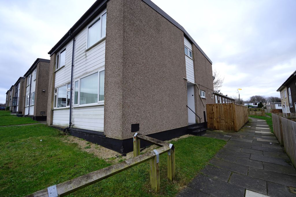 Property photo 1 of 11