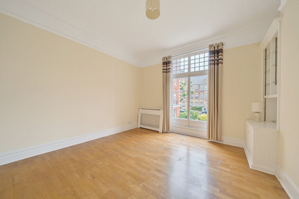 Property photo 3 of 14 Picture No. 25