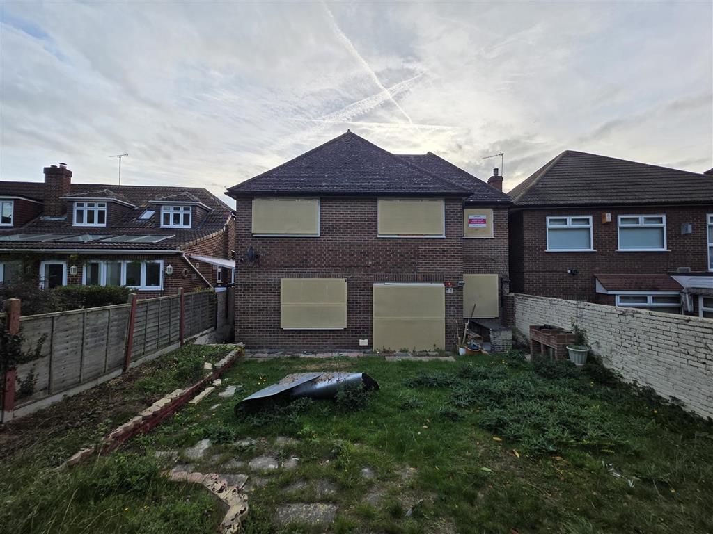 Property photo 2 of 20