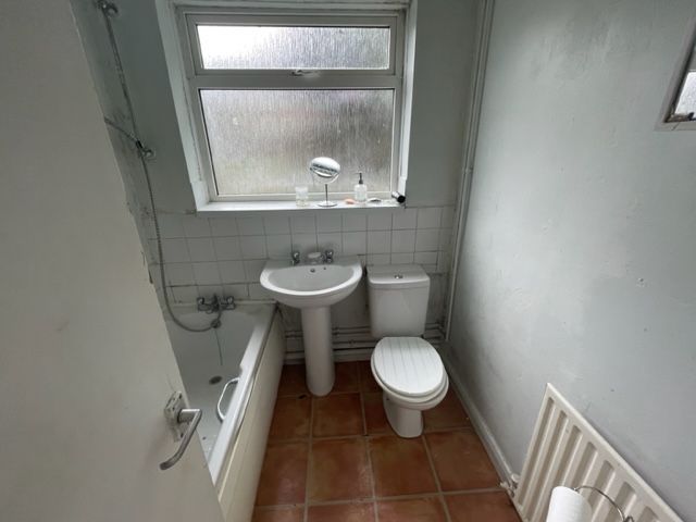 Property photo 3 of 5