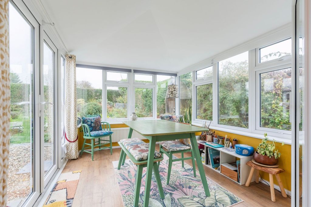 Property photo 3 of 22