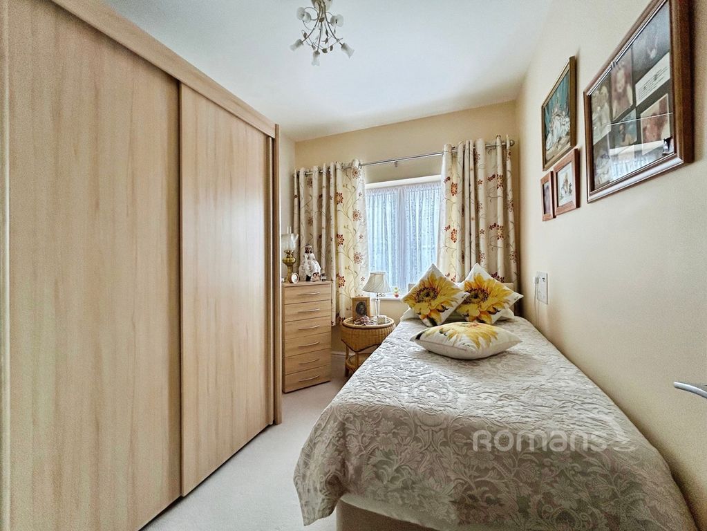 Additional image 7 of 2 bed flat for saleRedfields Lane, Church Crookham, Fleet GU52