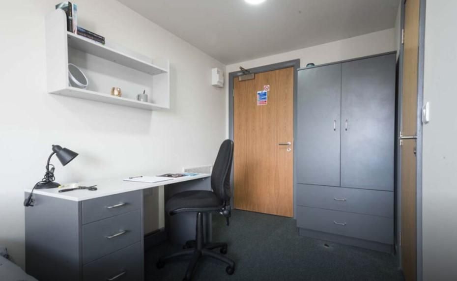 Property photo 2 of 9 Property Photo