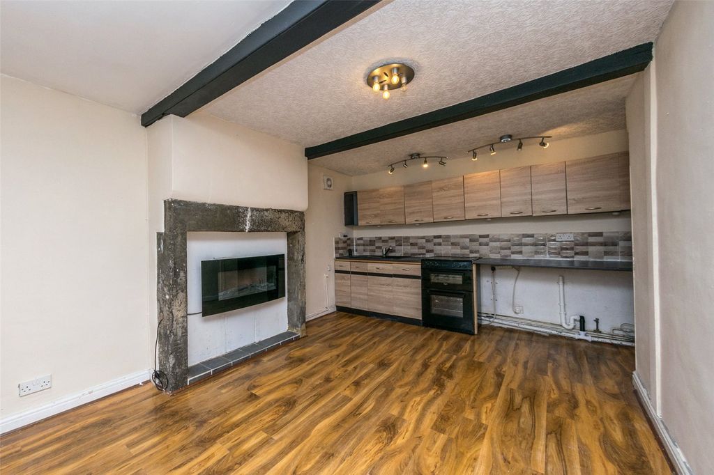 Property photo 2 of 14 Picture No. 09