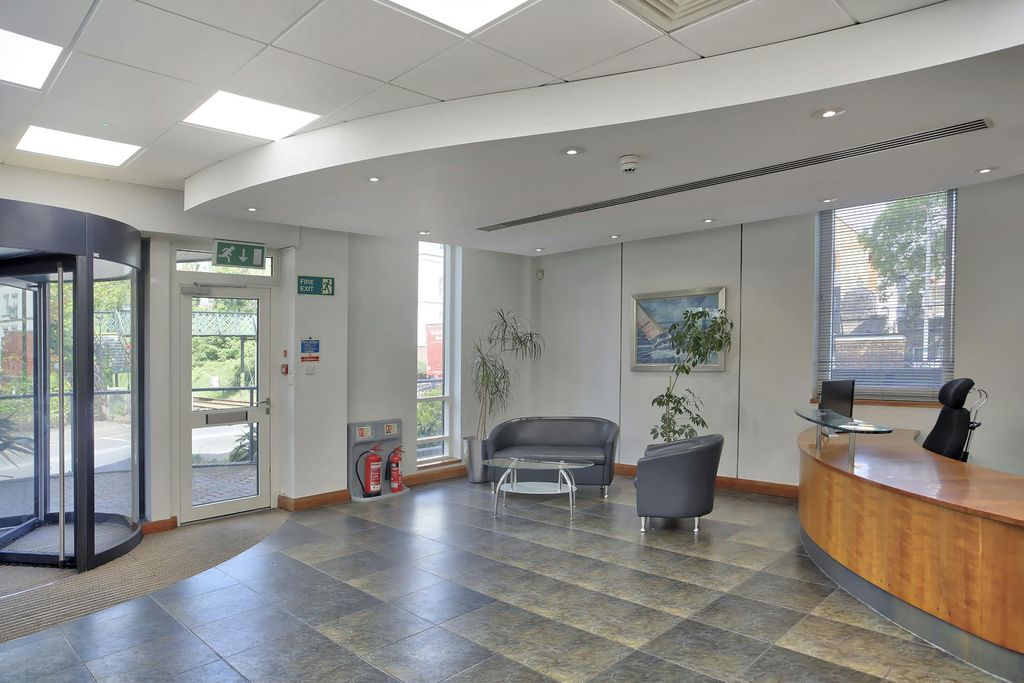 Property photo 3 of 8 _Wp_9712_Hdr_Edit.Jpg