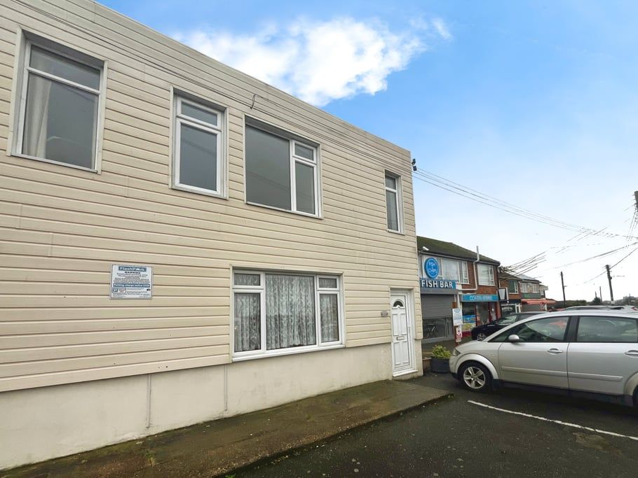 Property photo 2 of 14