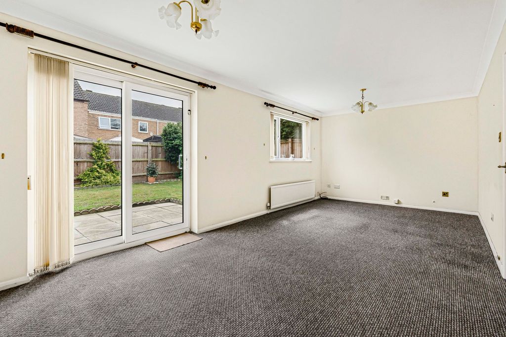 Property photo 3 of 15