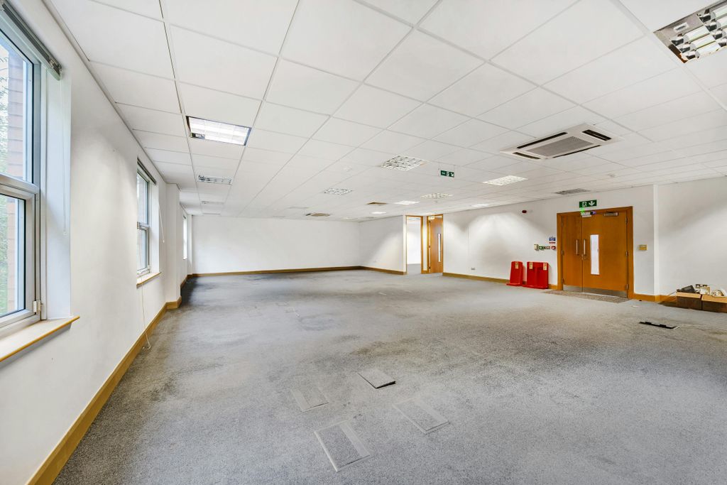 Property photo 3 of 9 1203864 8.Jpg