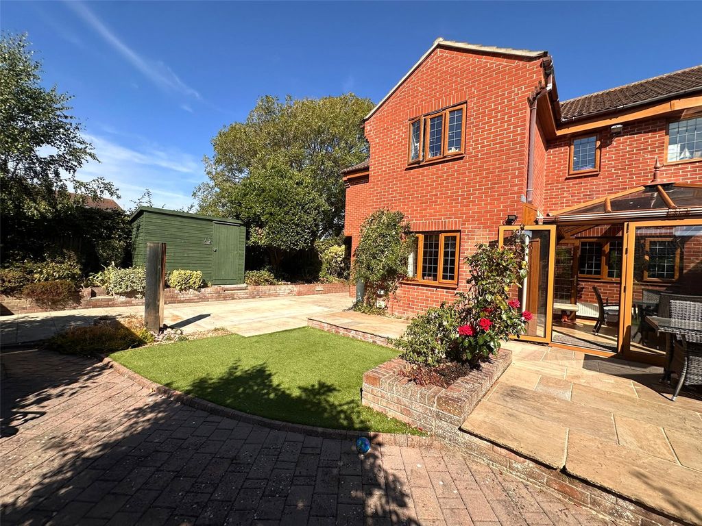 Property photo 3 of 28 Picture No. 42